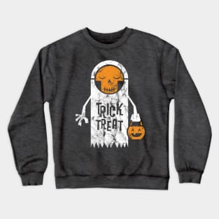 Skeleghost Halloween 2018 Trick or Treat Skeleton Ghost Costume Candy Spooky Goth Gift October Pumpkin Crewneck Sweatshirt